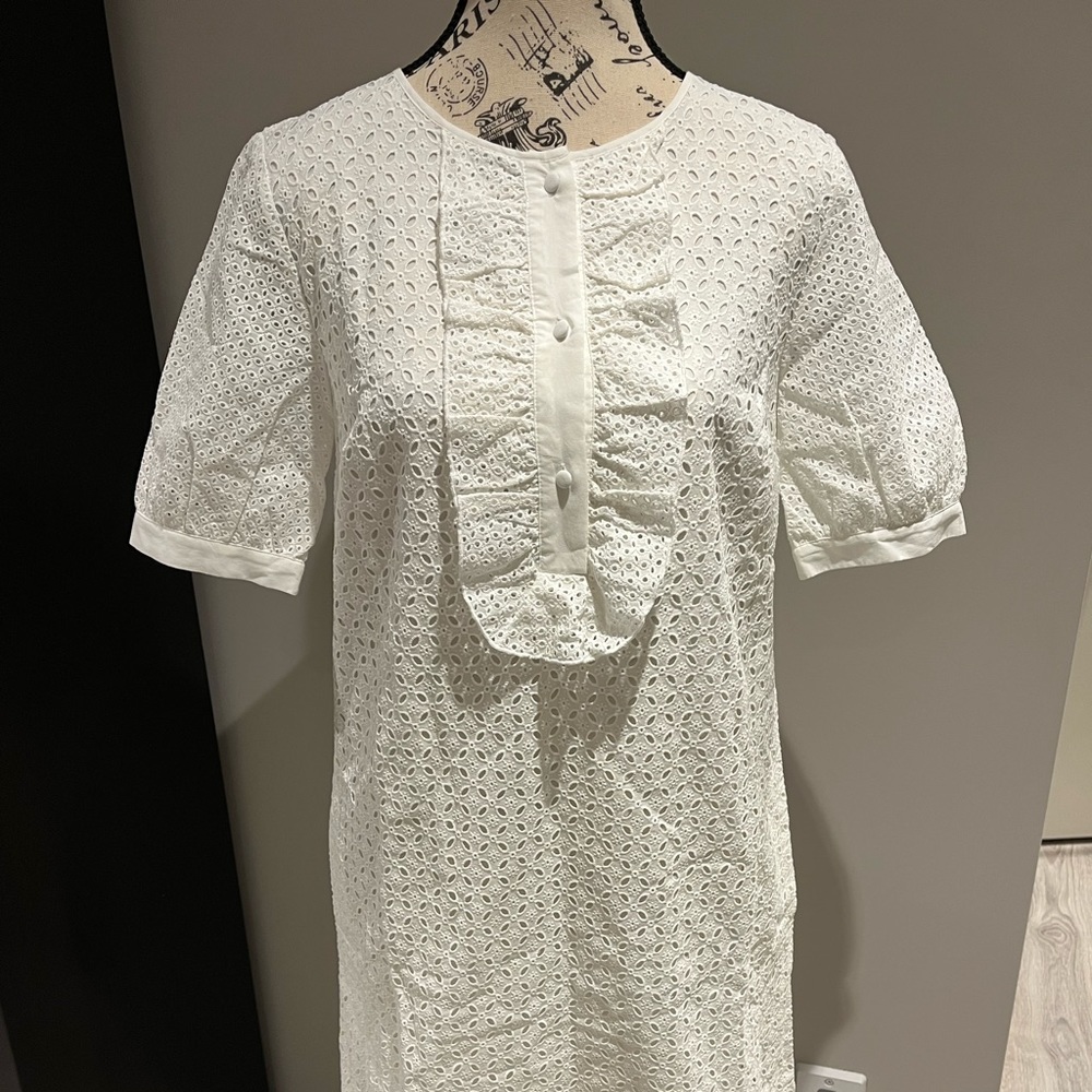 MAX & Co white, knee-length, lace dress